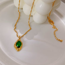 Load image into Gallery viewer, European and American lava grandmother emerald Vintage pendant gold-plated necklace
